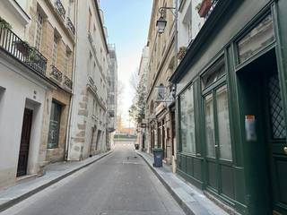 Vue de la rue à l’adresse de La Soummam