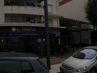 Vue de la rue à l’adresse de El Marsa