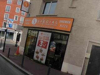 Vue de la rue à l’adresse de LE SPECIAL restaurant