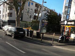 Vue de la rue à l’adresse de SuperTastybowl