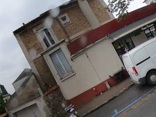 Vue de la rue à l’adresse de Casa Corner