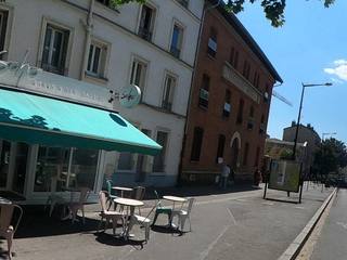 Vue de la rue à l’adresse de Soho restaurant