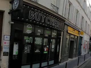 Vue de la rue à l’adresse de Le Butcher paris 9 : restaurant burger halal | restaurant halal