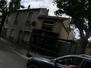 Vue de la rue à l’adresse de He pate moi