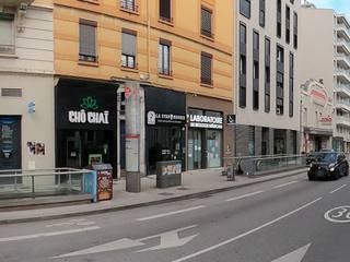 Vue de la rue à l’adresse de Chô chaï