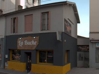 Vue de la rue à l’adresse de La Bûche