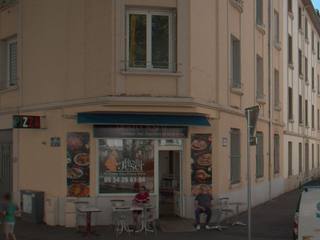 Vue de la rue à l’adresse de Peppone