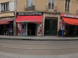 Vue de la rue à l’adresse de Modern'