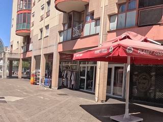Vue de la rue à l’adresse de Planet Food