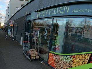 Vue de la rue à l’adresse de Na food familly