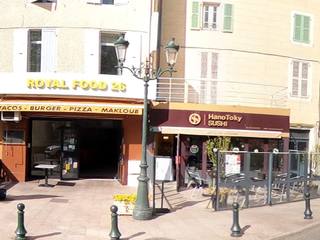 Vue de la rue à l’adresse de Royal Food 26