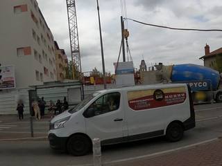Vue de la rue à l’adresse de Boucherie La Roseraie