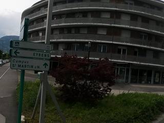Vue de la rue à l’adresse de Atlas 2