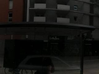 Vue de la rue à l’adresse de Point B