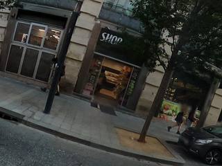 Vue de la rue à l’adresse de Shop Halal