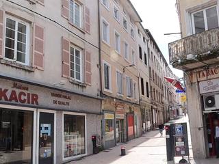 Vue de la rue à l’adresse de Kacir