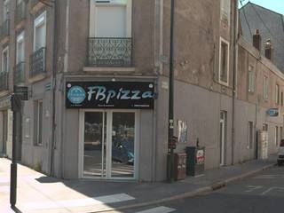 Vue de la rue à l’adresse de FB Pizza, à Nantes