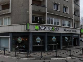 Vue de la rue à l’adresse de Basilic & Co