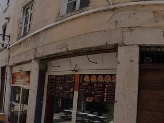 Vue de la rue à l’adresse de Vienne Tandoori