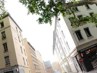 Vue de la rue à l’adresse de Burger Addict