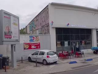 Vue de la rue à l’adresse de Domino's