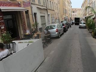 Vue de la rue à l’adresse de El Kahina, à Marseille