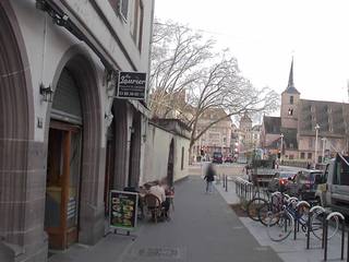 Vue de la rue à l’adresse de Le Laurier