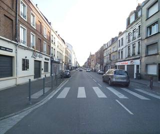 Vue de la rue à l’adresse de Snack Le 215