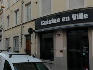 Vue de la rue à l’adresse de Cuisine en ville