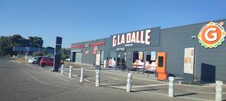 Vue de la rue à l’adresse de G La Dalle
