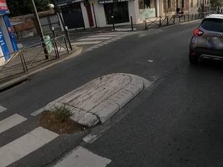 Vue de la rue à l’adresse de Casa Corner