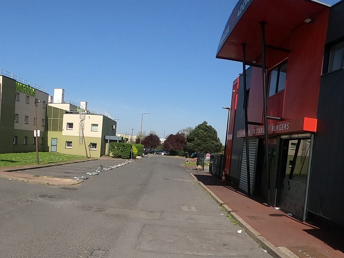 Vue de la rue à l’adresse de BURGER ADDICT PIERRELAYE