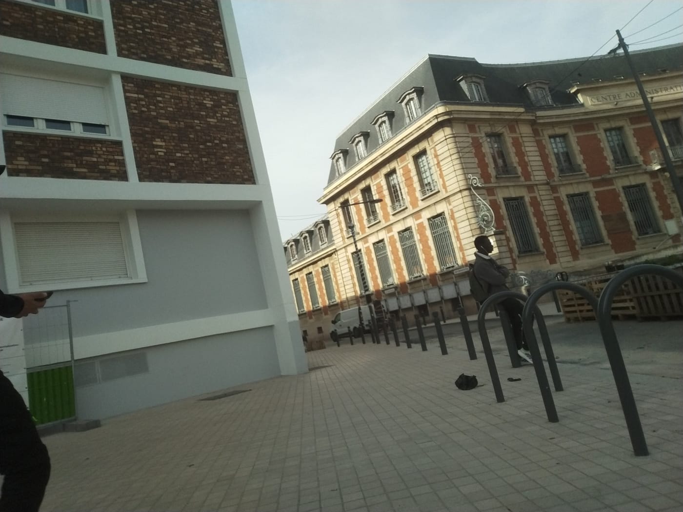 Vue de la rue à l’adresse de Meïda