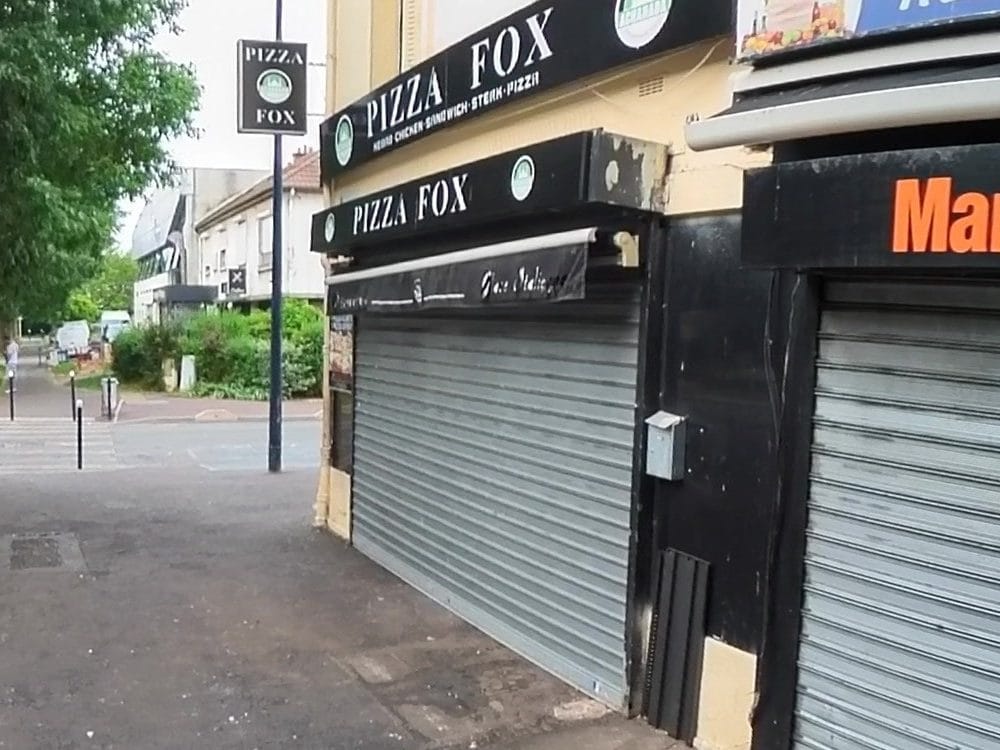 Vue de la rue à l’adresse de Pizza Fox