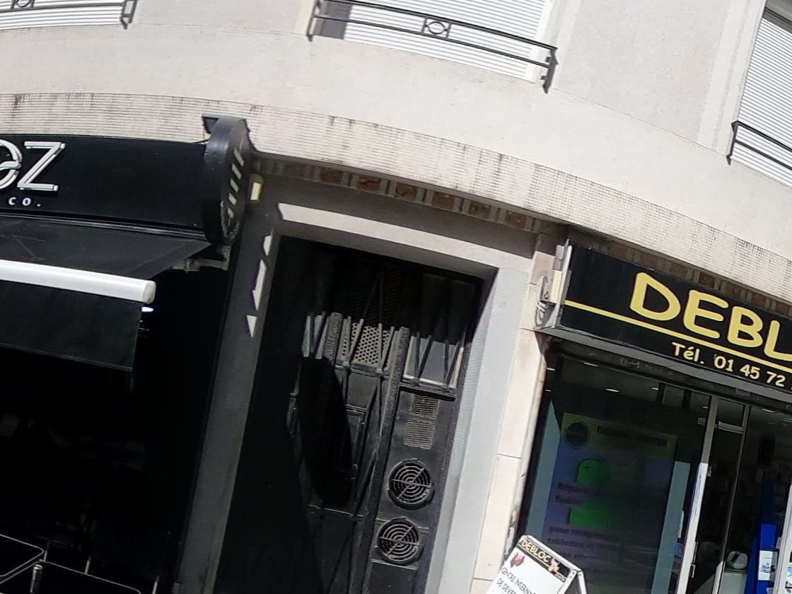 Vue de la rue à l’adresse de BROZ BURGER Kebab burger tacos