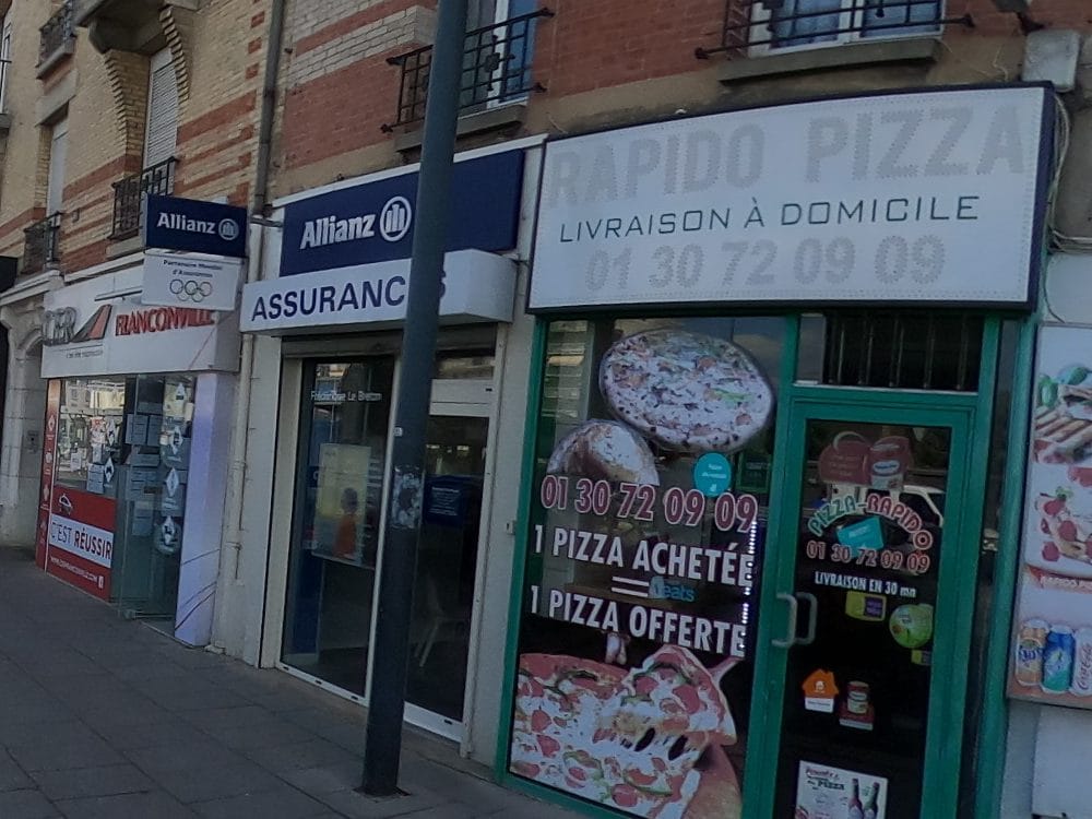 Vue de la rue à l’adresse de Food Station
