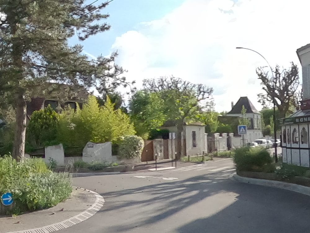 Vue de la rue à l’adresse de Rajpoot Saint-Maur - Restaurant Indien & Pakistanais Halal