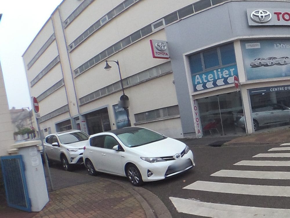 Vue de la rue à l’adresse de Allo Pizza Le Chesnay