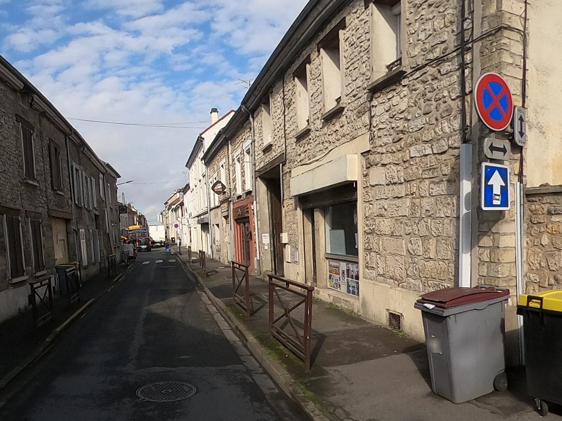 Vue de la rue à l’adresse de Woodiz Pierrelaye