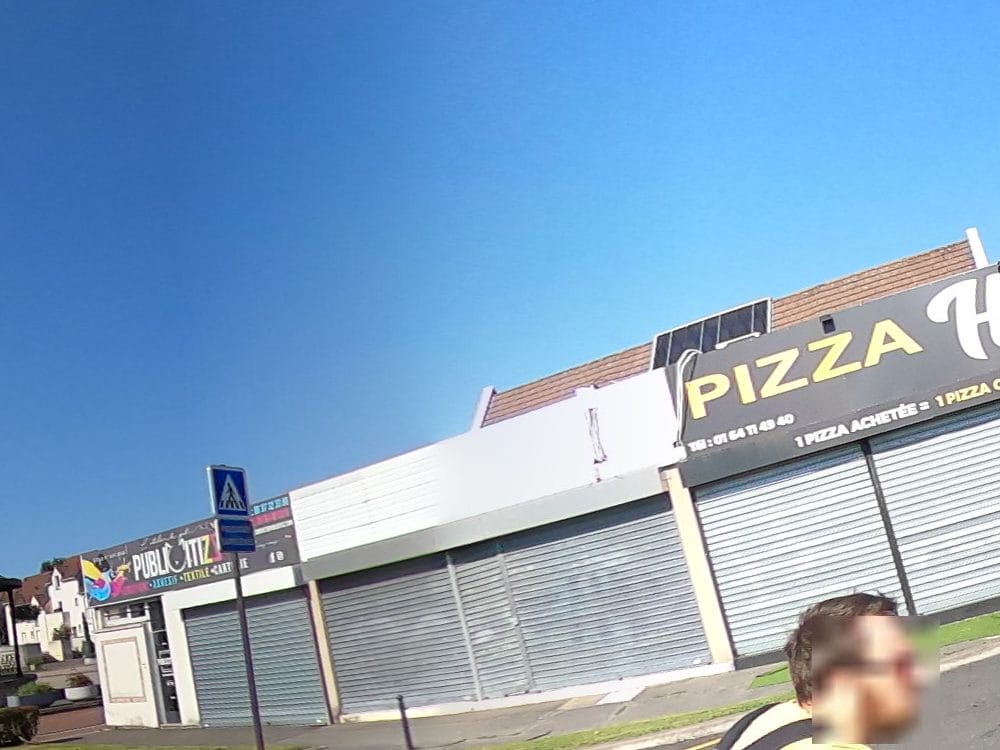 Vue de la rue à l’adresse de PIZZA & BURGER HOUSE Croissy Beaubourg