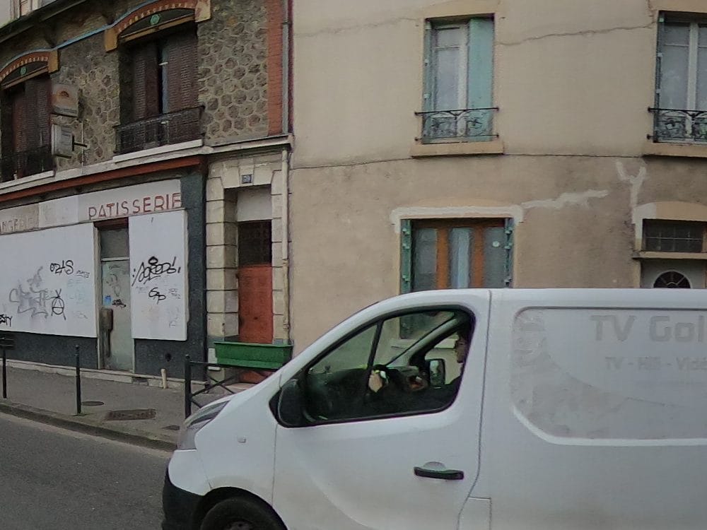 Vue de la rue à l’adresse de Shake Shake 92