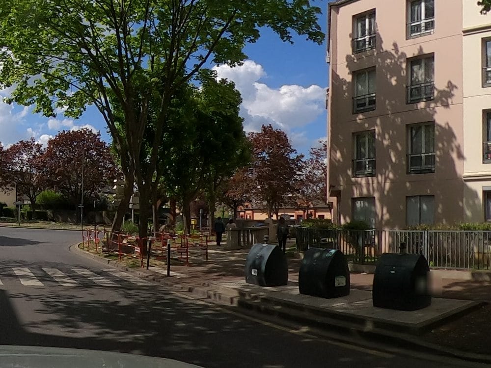 Vue de la rue à l’adresse de Le Bon Detour