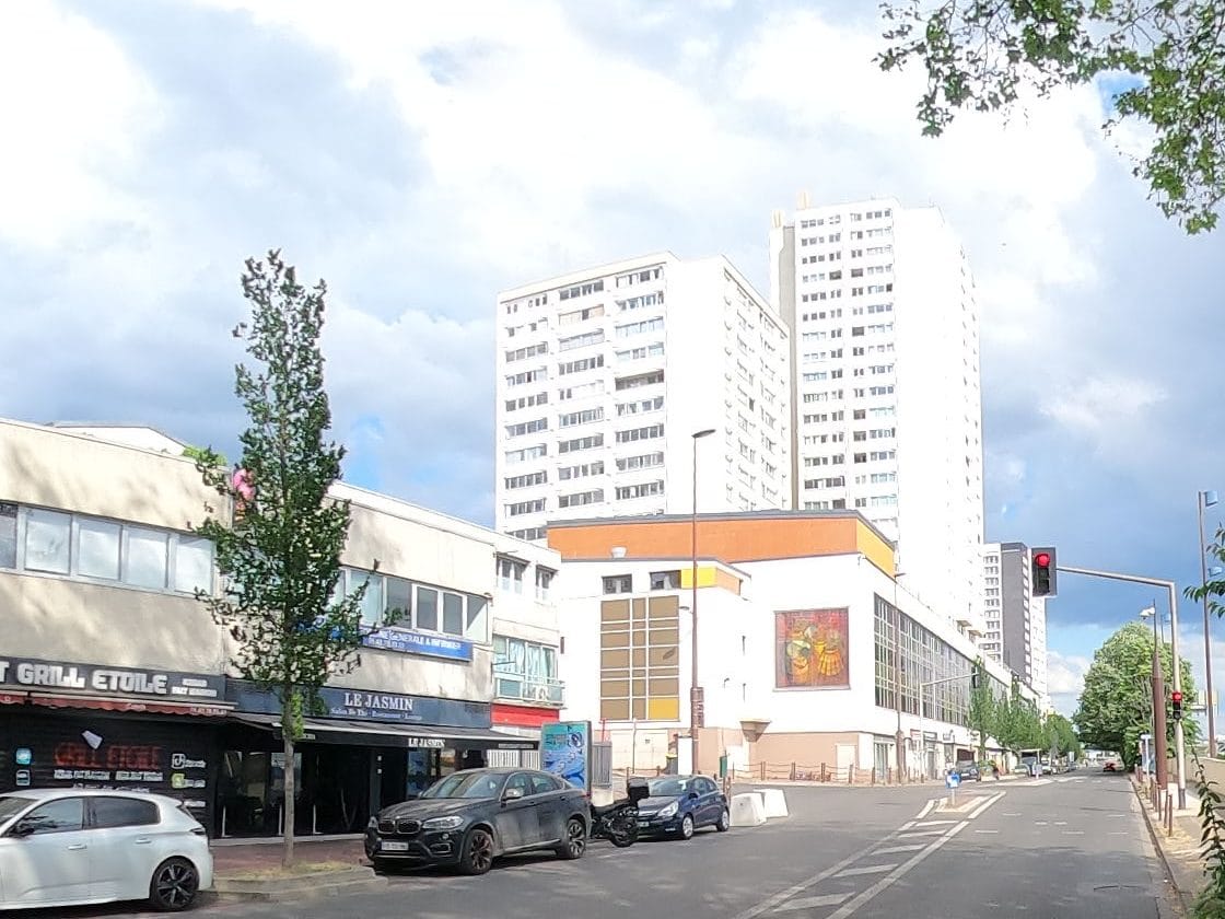 Vue de la rue à l’adresse de GRILL ÉTOILE · Kebab Restaurant
