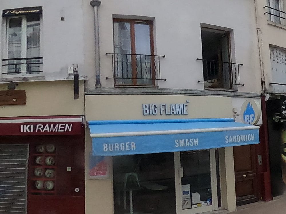 Vue de la rue à l’adresse de Big Flame