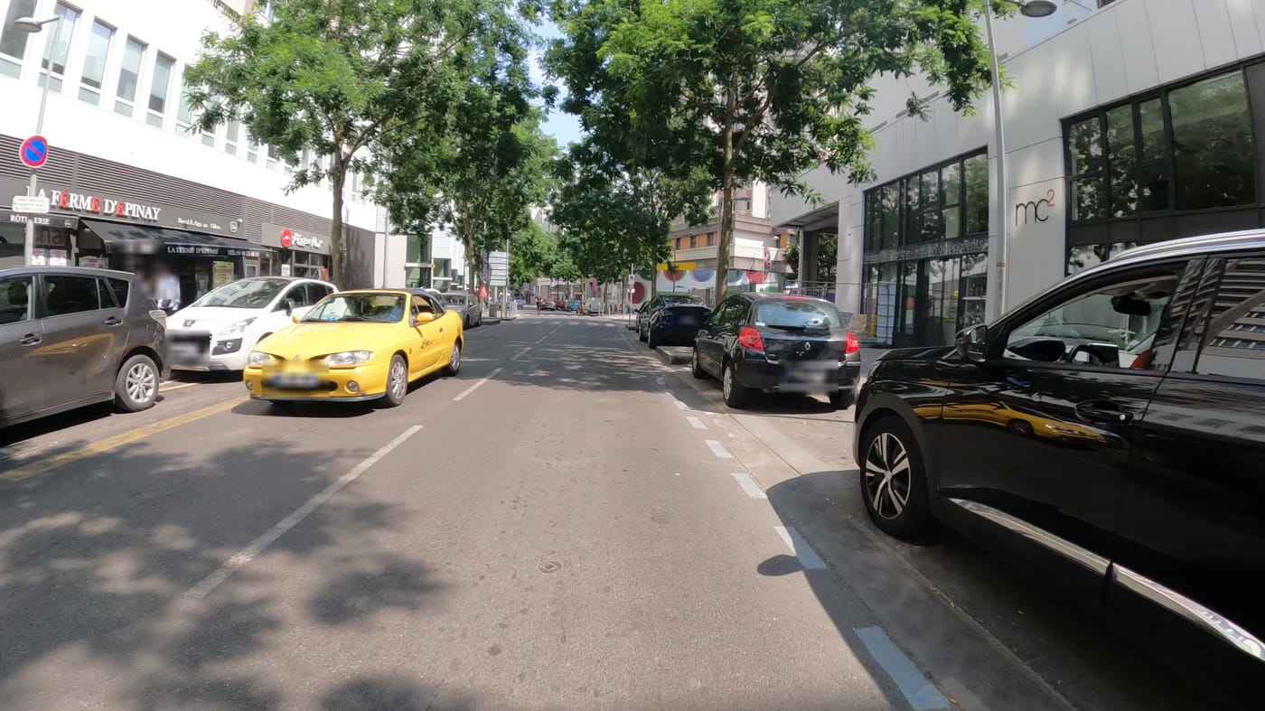 Vue de la rue à l’adresse de Pizza Hut