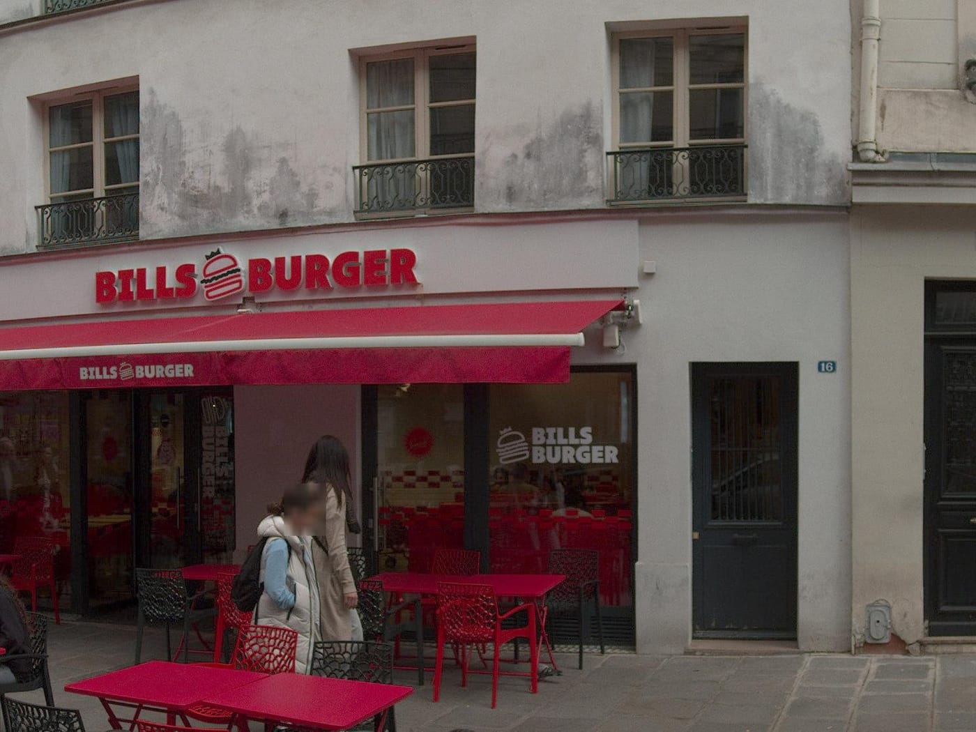 Vue de la rue à l’adresse de Bill's Burger Chatelet
