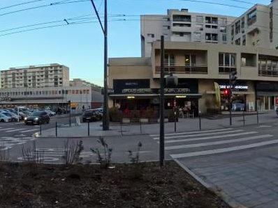 Vue de la rue à l’adresse de Five Pizza