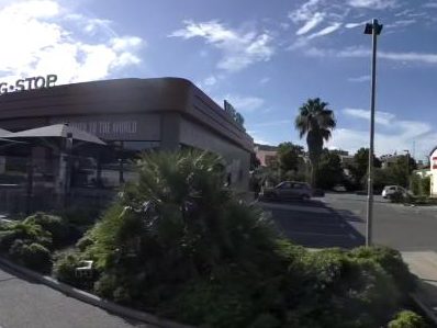 Vue de la rue à l’adresse de WingStop