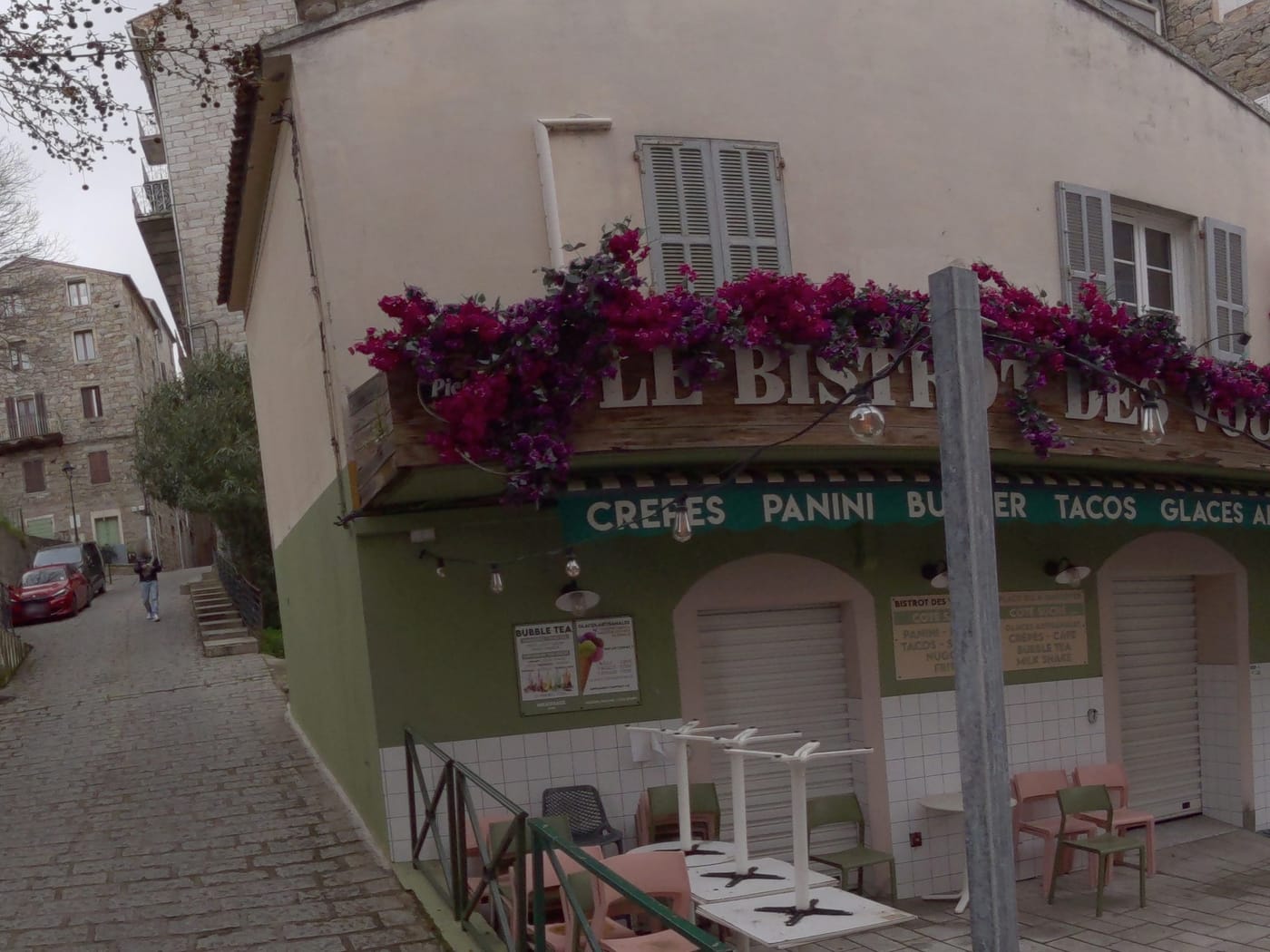 Vue de la rue à l’adresse de Bistrot des Voûtes