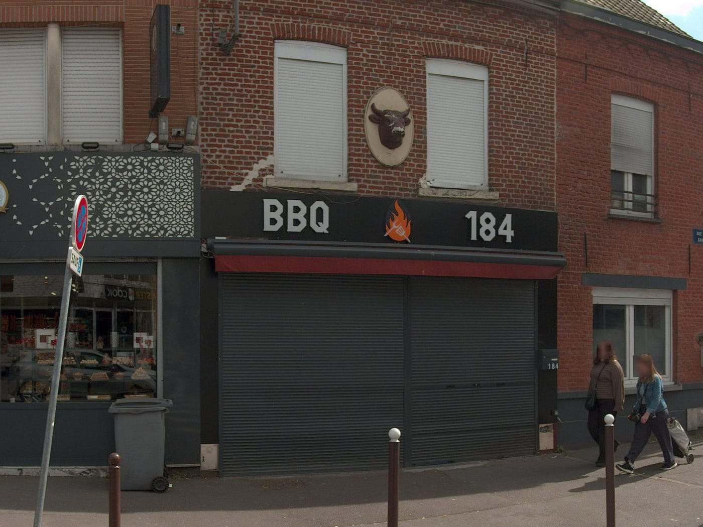 Vue de la rue à l’adresse de Chez Aziz